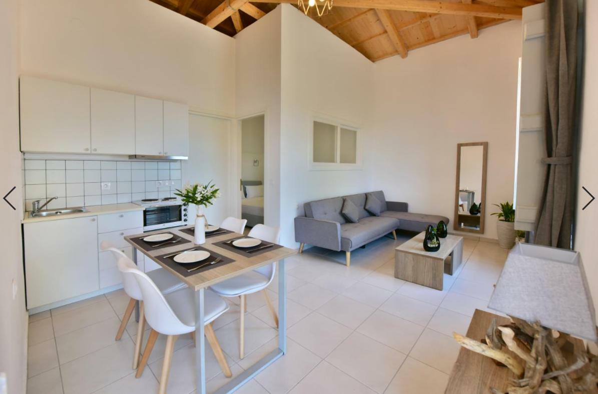Ferienwohnung Douskos Beach House Hydra  Exterior foto